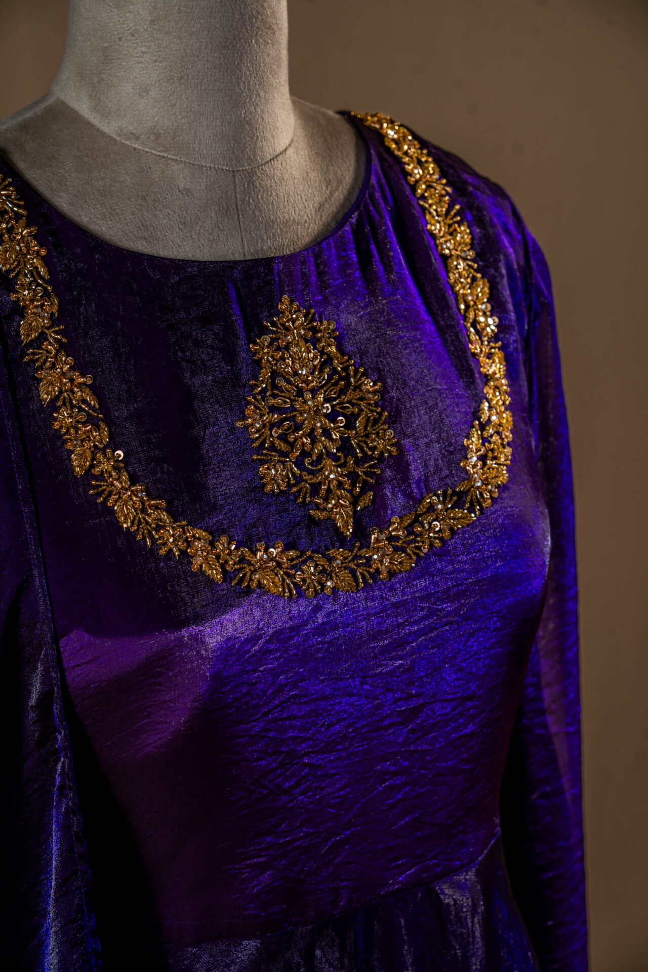 royal purple ceremonial gown - Image 4