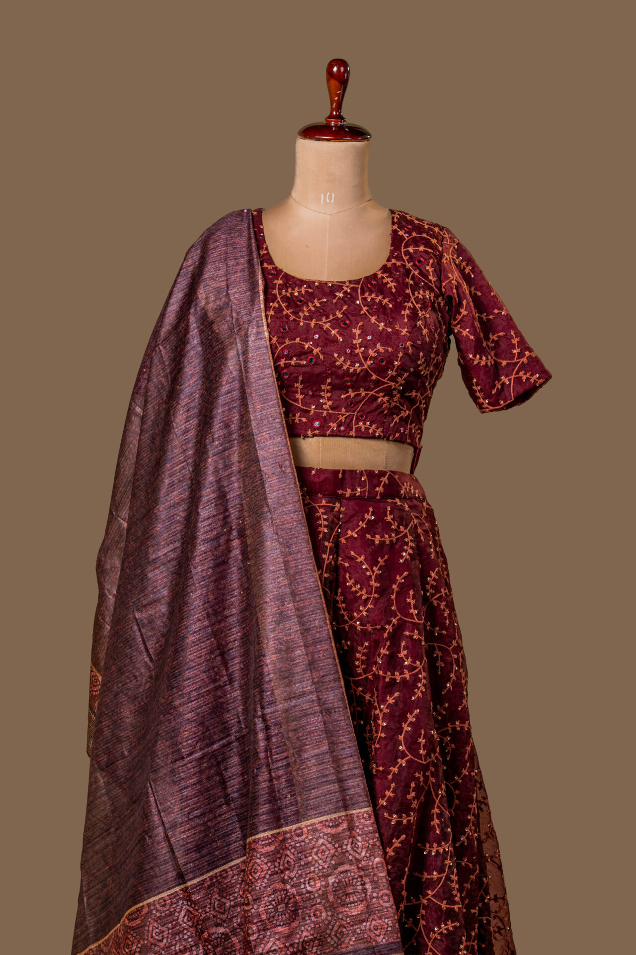 Maroon Embroidered Crop Top and Skirt Set - Image 4